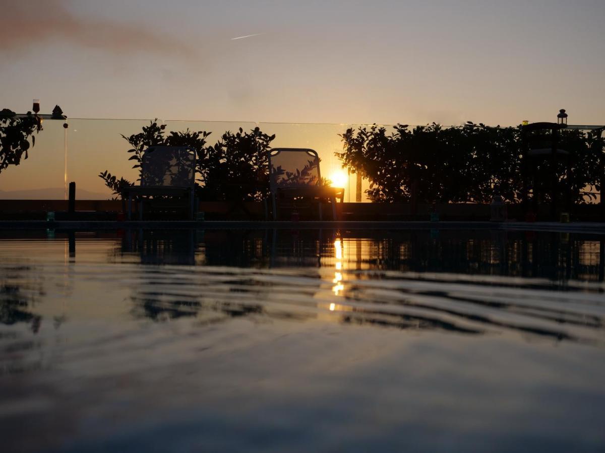 Villa Artemis บาร์บาตี ภายนอก รูปภาพ