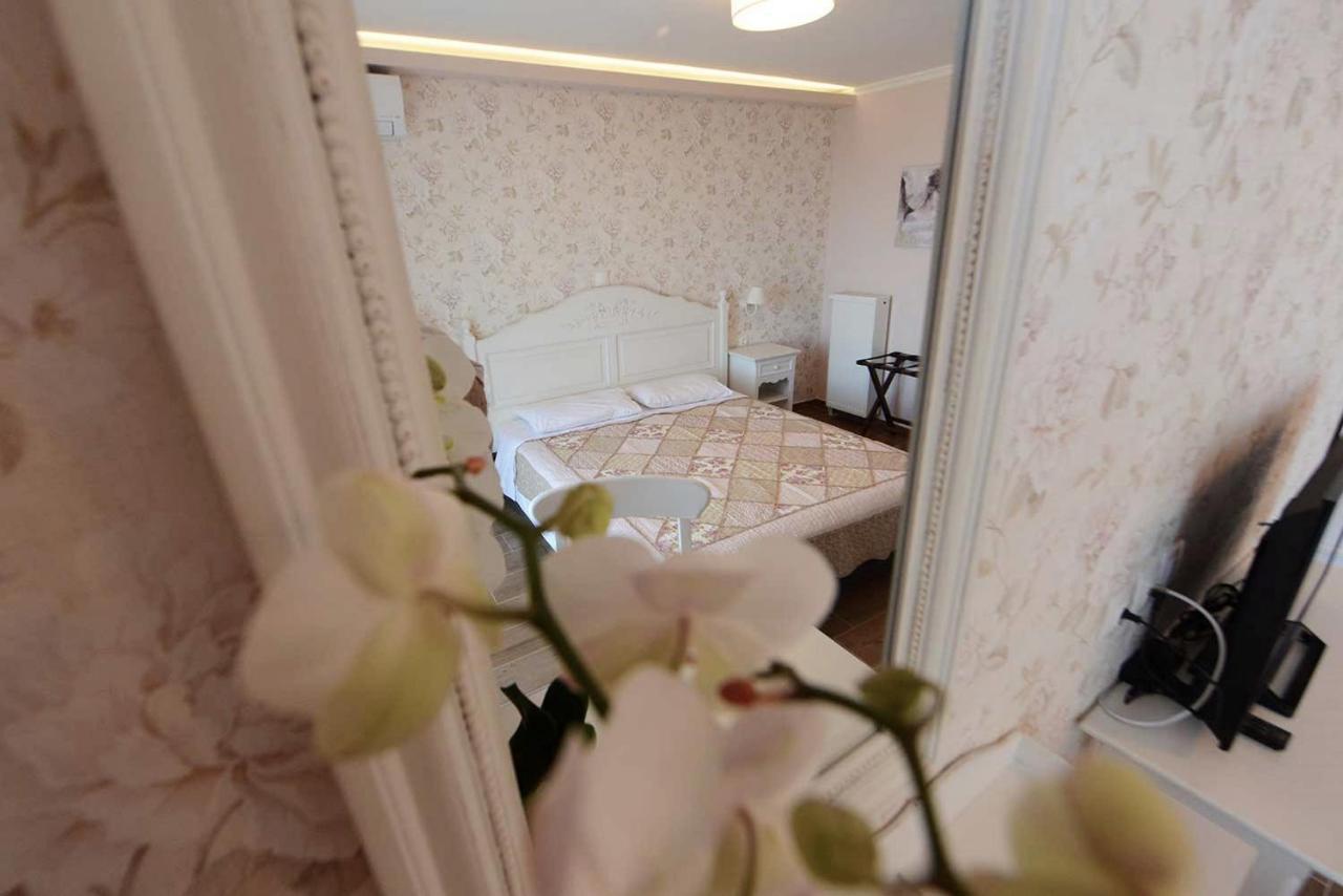 Villa Artemis บาร์บาตี ภายนอก รูปภาพ